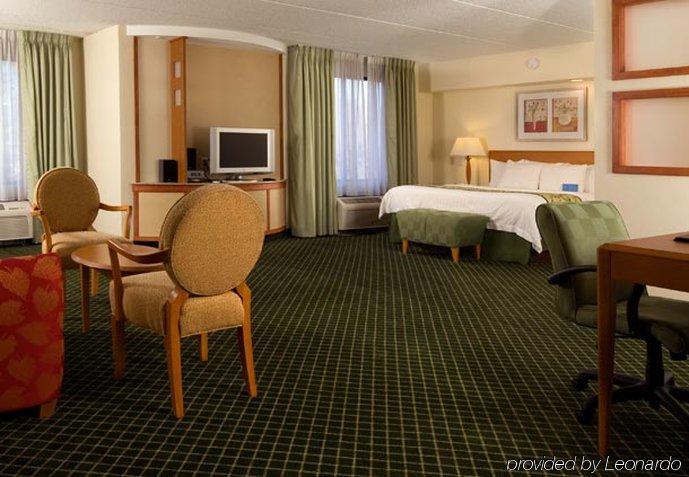 Fairfield Inn And Suites Atlanta Airport South/Sullivan Road College Park Rum bild